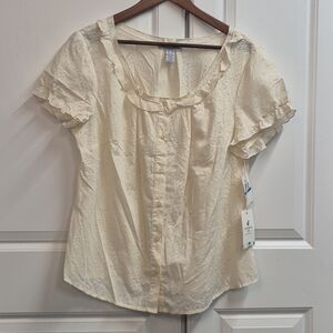 NWT Caribbean Joe Women's Cream Short Sleeve Button Up Blouse Ruffle Detail